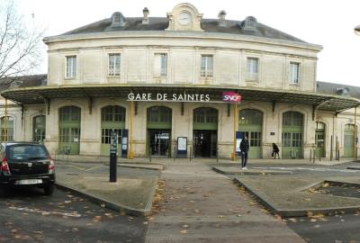 Gare de Saintes